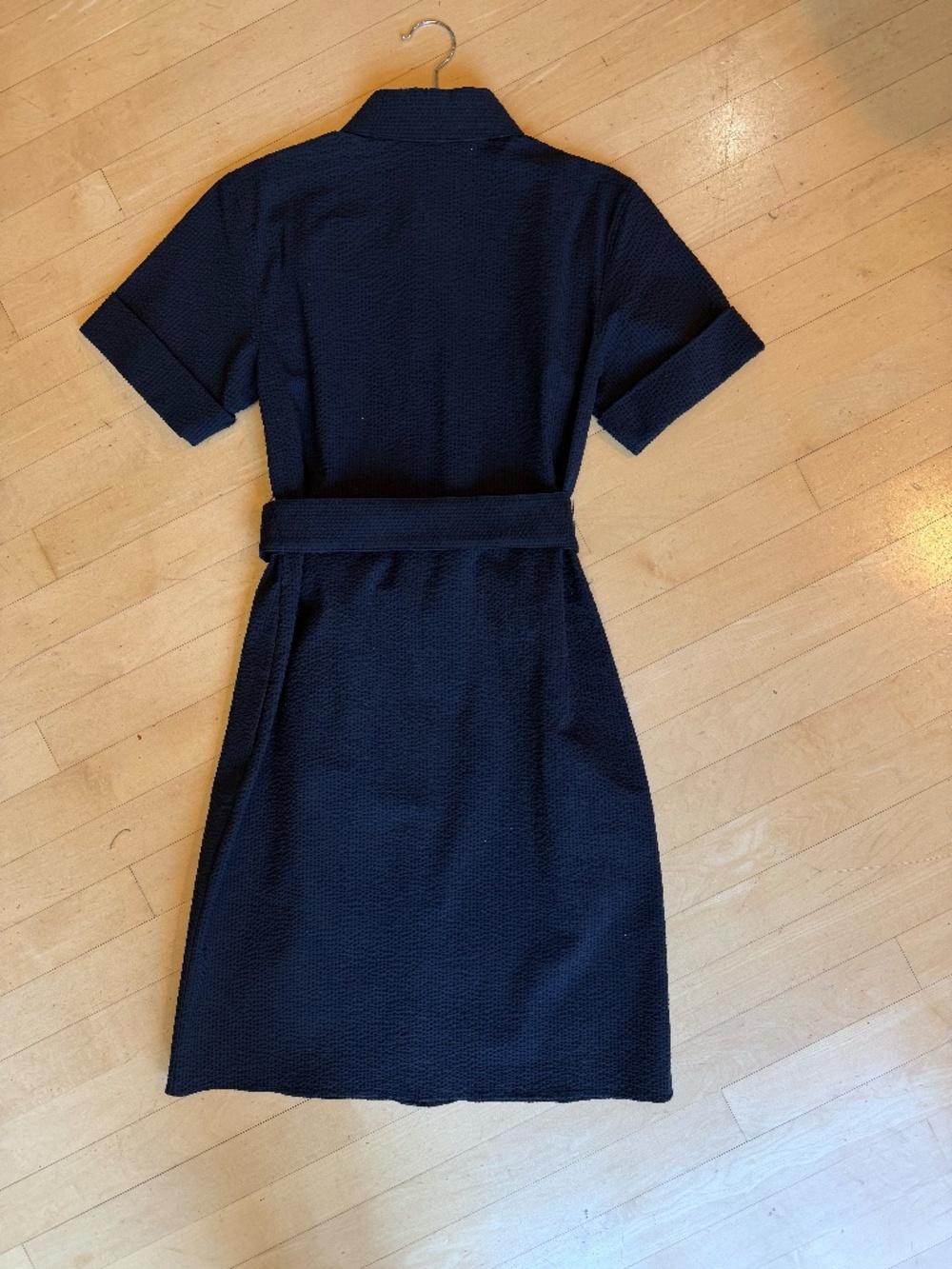 Like NEW THEORY black seersucker shirt dress, P, GD1263 - Picture 3 of 4